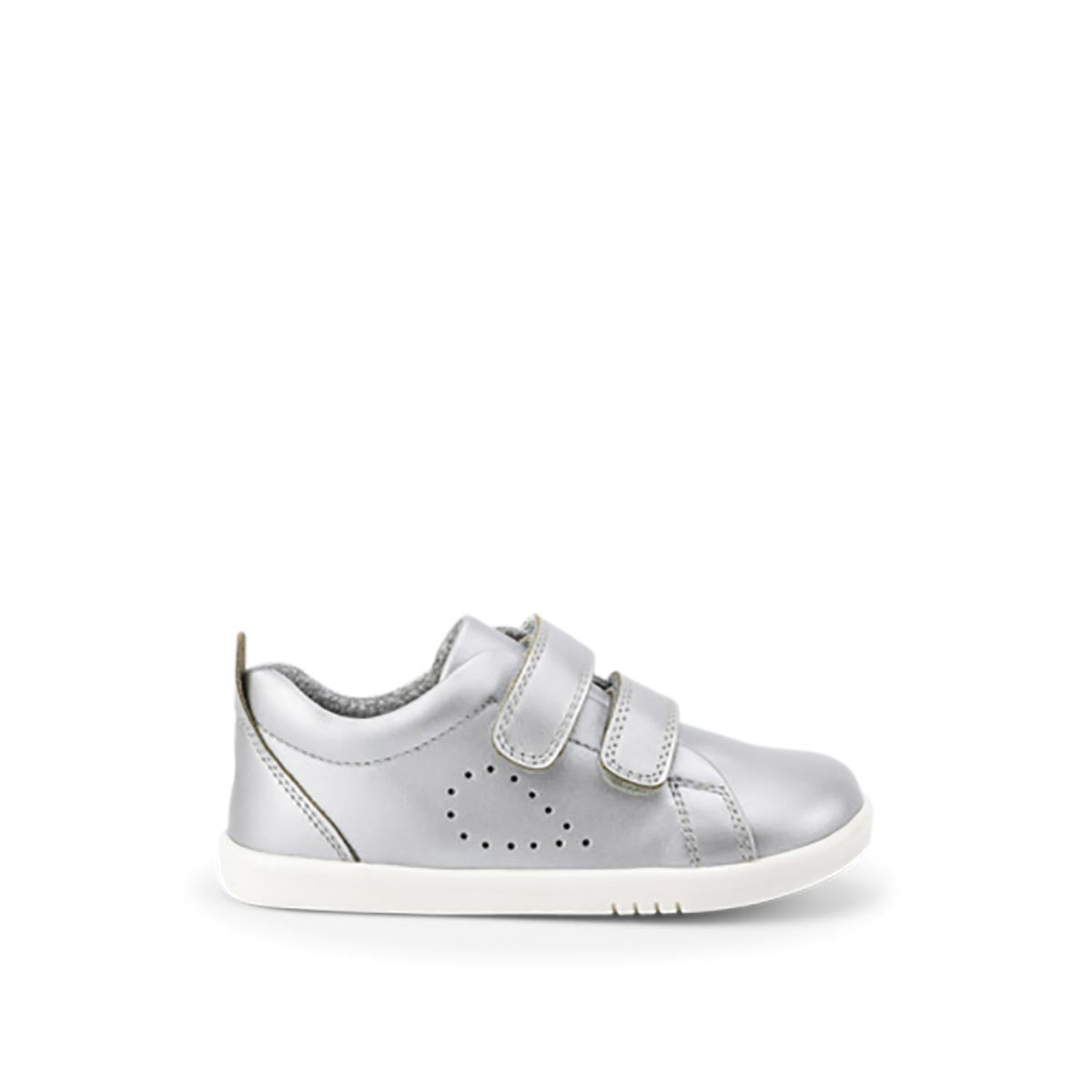 I Walk Grass Court Silver