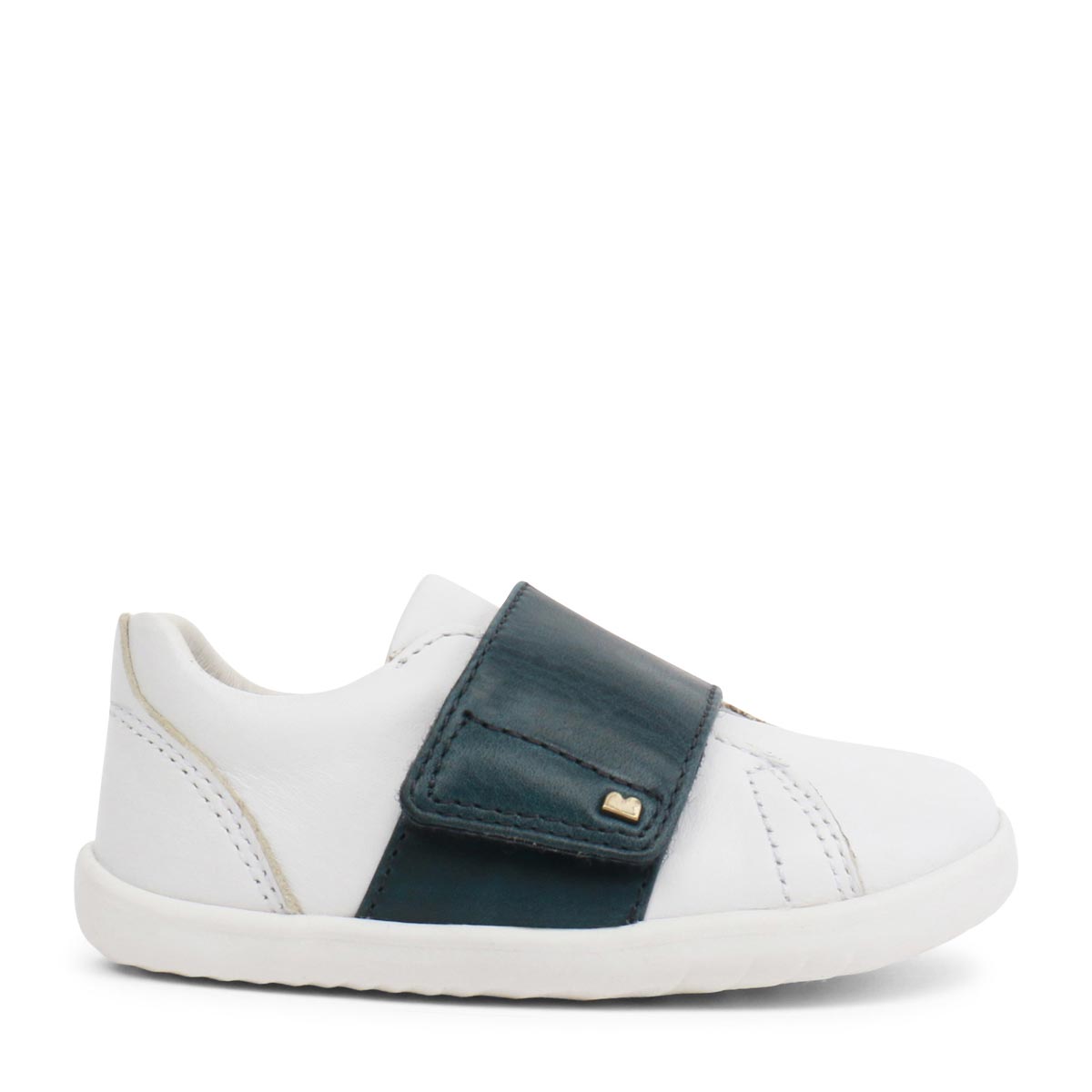 Step Up Boston White + Navy